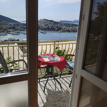 Pansion Panorama Dubrovnik's Beatiful Sea View 3*