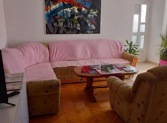 Pensión Pansion Panorama 3*