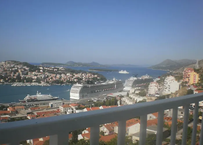 Pansion Panorama Guest house 3*